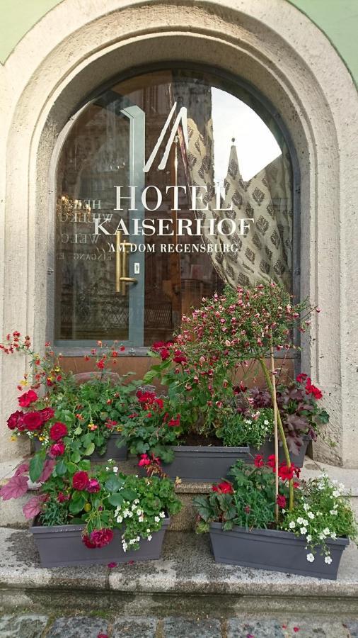 Hotel Kaiserhof Am Dom Regensburg Exterior photo